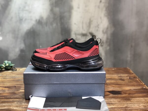 PRADA SNEAKER