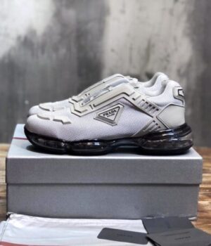 PRADA SNEAKER