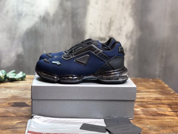 PRADA SNEAKER