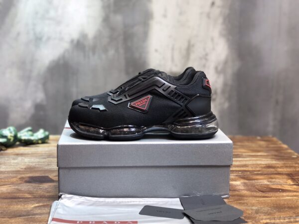 PRADA SNEAKER