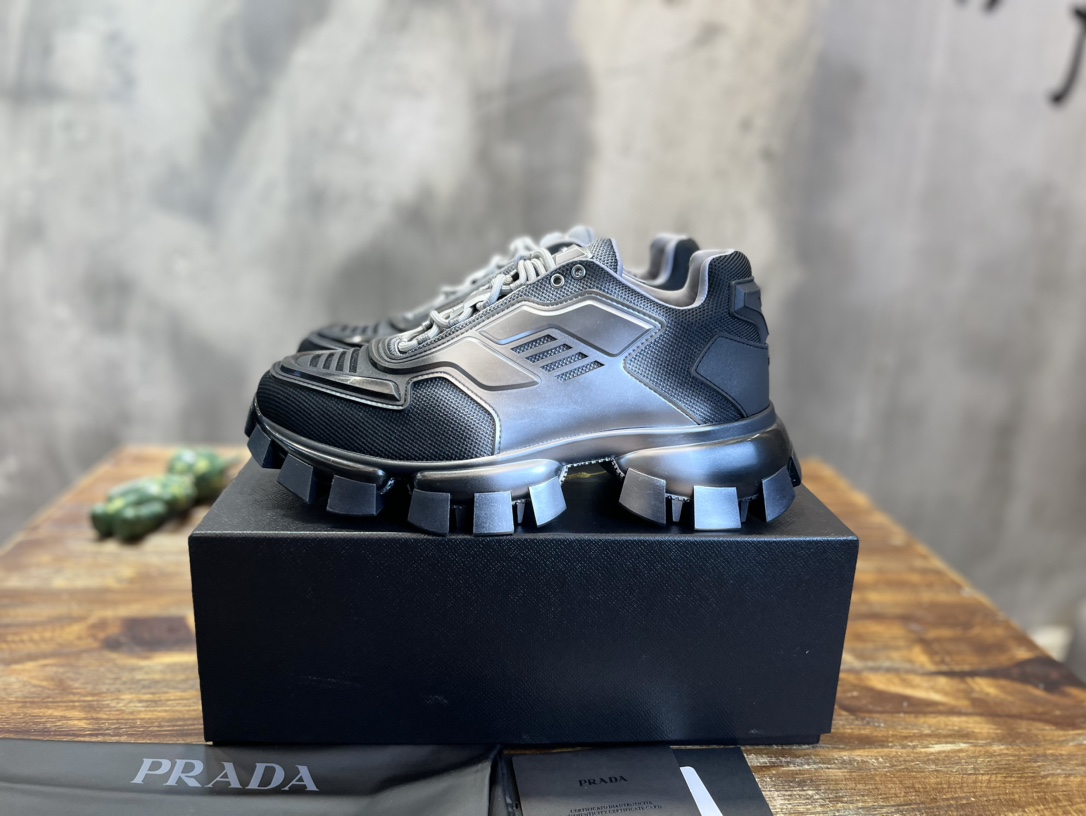 PRADA SNEAKER - Image 2