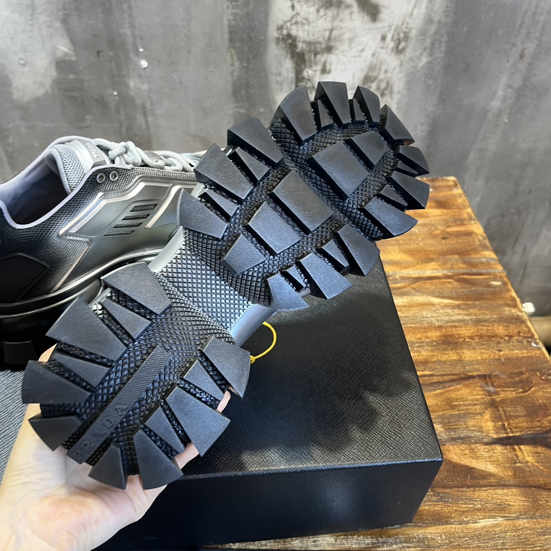 PRADA SNEAKER - Image 5