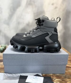 PRADA SNEAKER