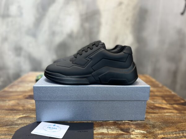 PRADA SNEAKER