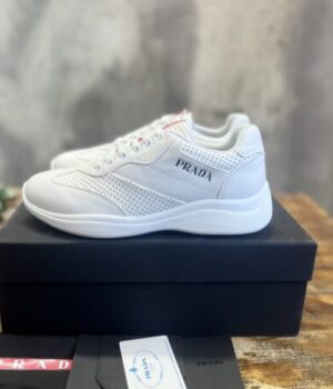 PRADA SNEAKER