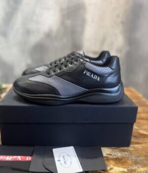 PRADA SNEAKER