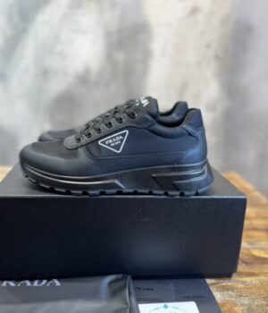 PRADA SNEAKER