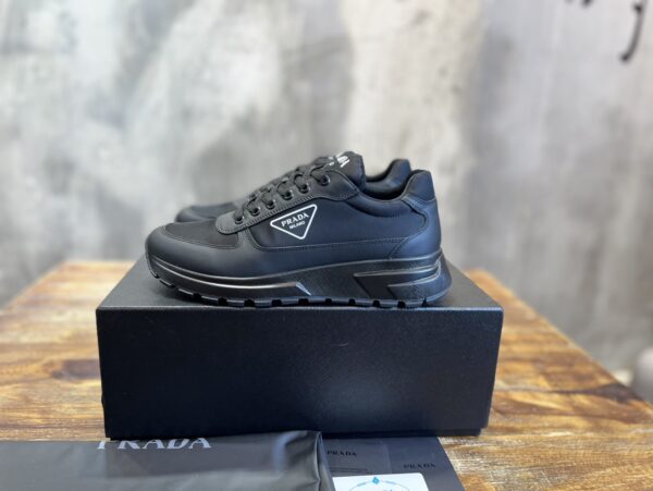 PRADA SNEAKER
