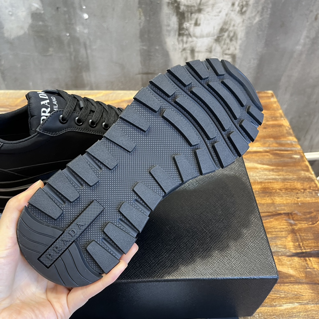 PRADA SNEAKER - Image 5