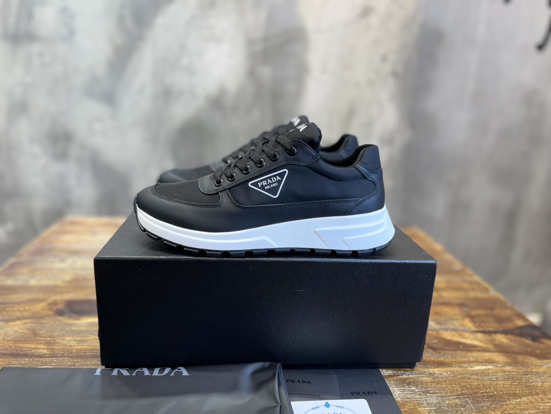 PRADA SNEAKER - Image 2