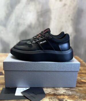 PRADA SNEAKER