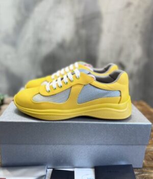 PRADA SNEAKER