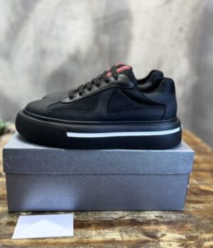 PRADA SNEAKER