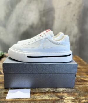PRADA SNEAKER