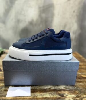 PRADA SNEAKER