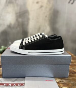 PRADA SNEAKER
