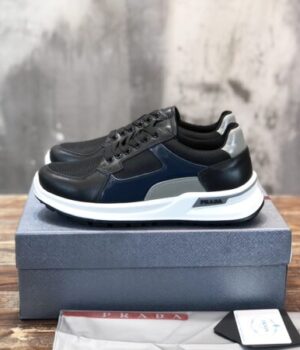 PRADA SNEAKER