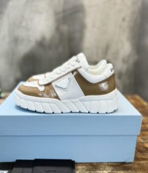 PRADA SNEAKER