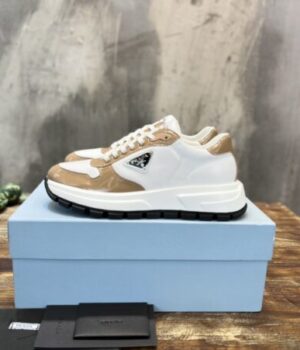 PRADA SNEAKER
