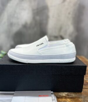 PRADA SNEAKER