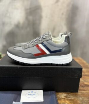 PRADA SNEAKER