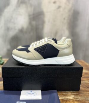 PRADA SNEAKER