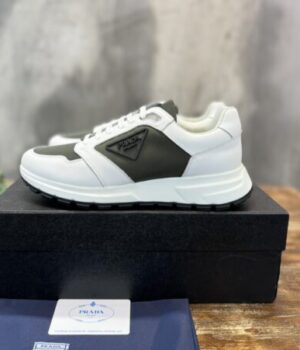 PRADA SNEAKER