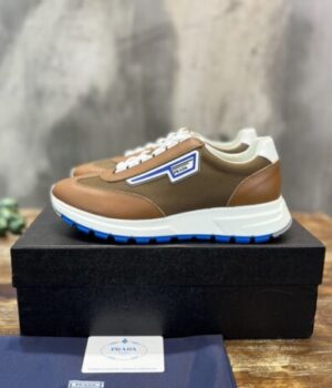PRADA SNEAKER