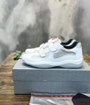 PRADA SNEAKER