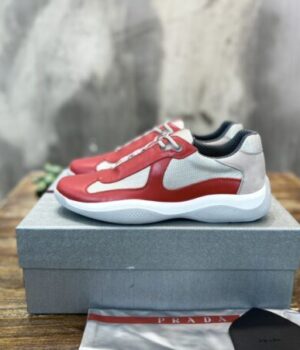 PRADA SNEAKER