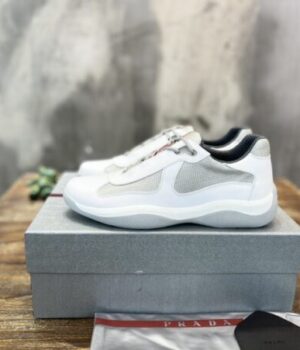 PRADA SNEAKER