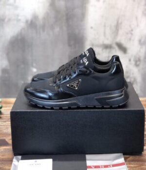 PRADA SNEAKER