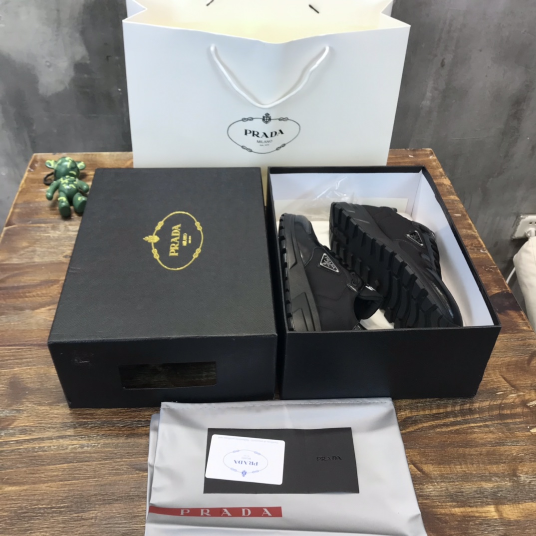 PRADA SNEAKER - Image 3