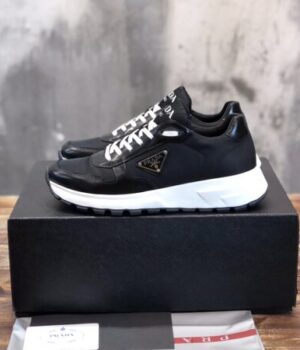 PRADA SNEAKER