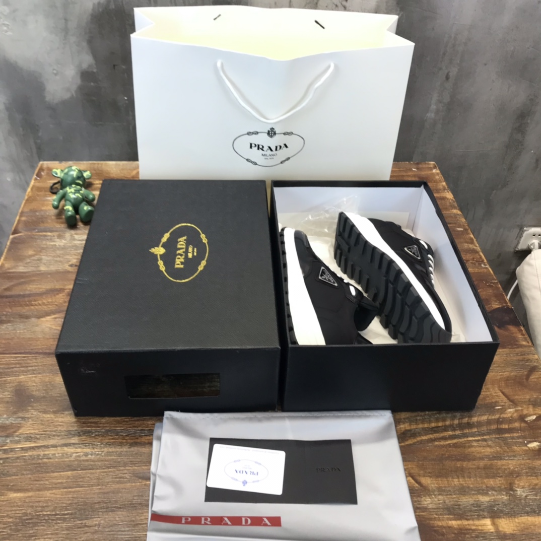 PRADA SNEAKER - Image 3