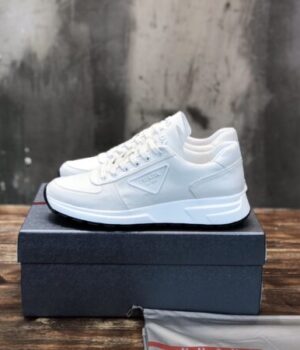 PRADA SNEAKER