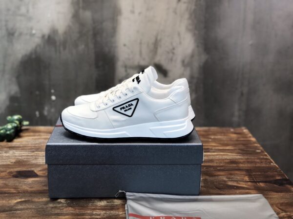 PRADA SNEAKER
