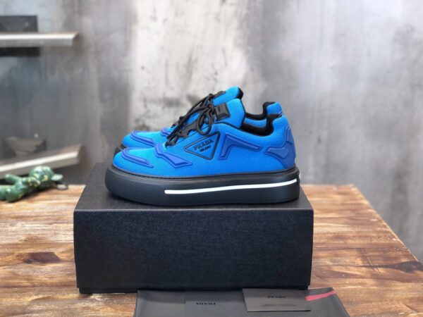 PRADA SNEAKER
