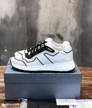 PRADA SNEAKER