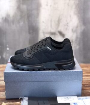 PRADA SNEAKER