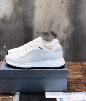 PRADA SNEAKER