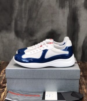 PRADA SNEAKER