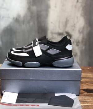PRADA SNEAKER