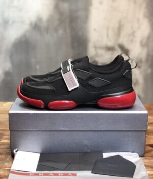 PRADA SNEAKER