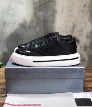 PRADA SNEAKER