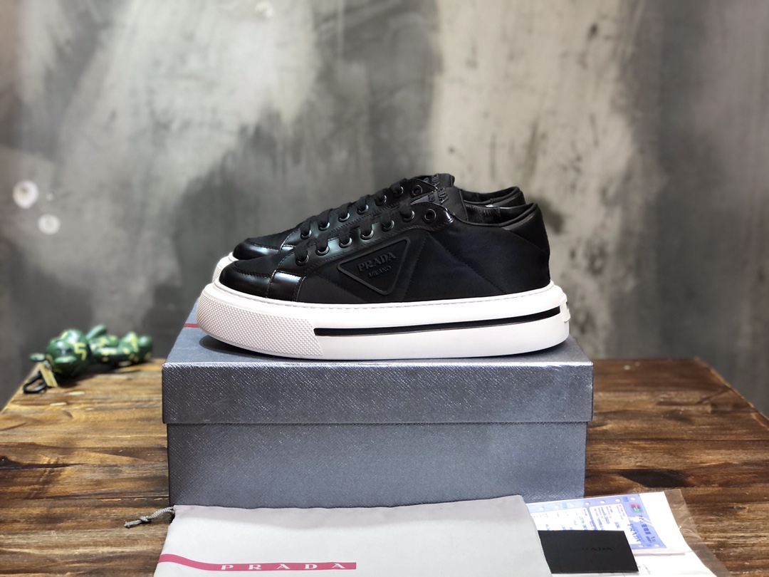 PRADA SNEAKER - Image 2