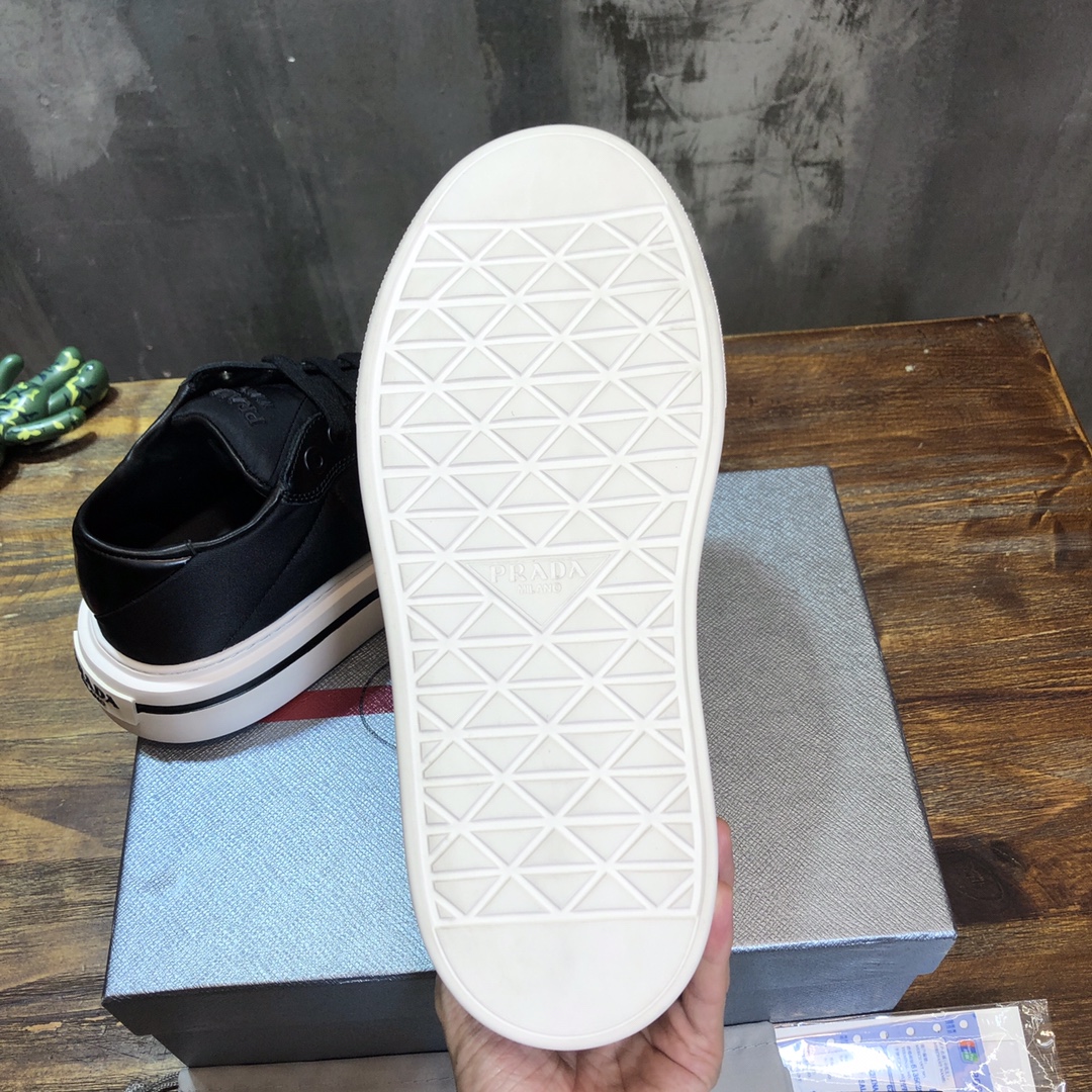 PRADA SNEAKER - Image 5