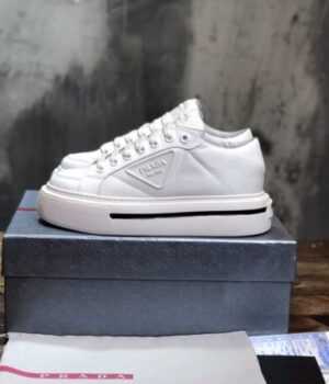 PRADA SNEAKER