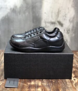 PRADA SNEAKER