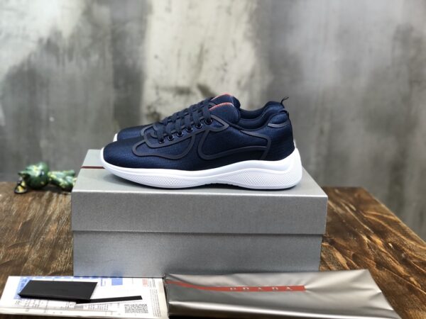 PRADA SNEAKER